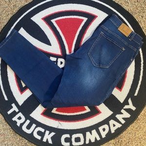 ZLZ Distressed Skinny Jeans!! Size 36x32!!!